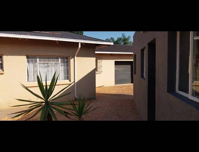 3 BEDROOM PROPERTY TO RENT IN WITFIELD